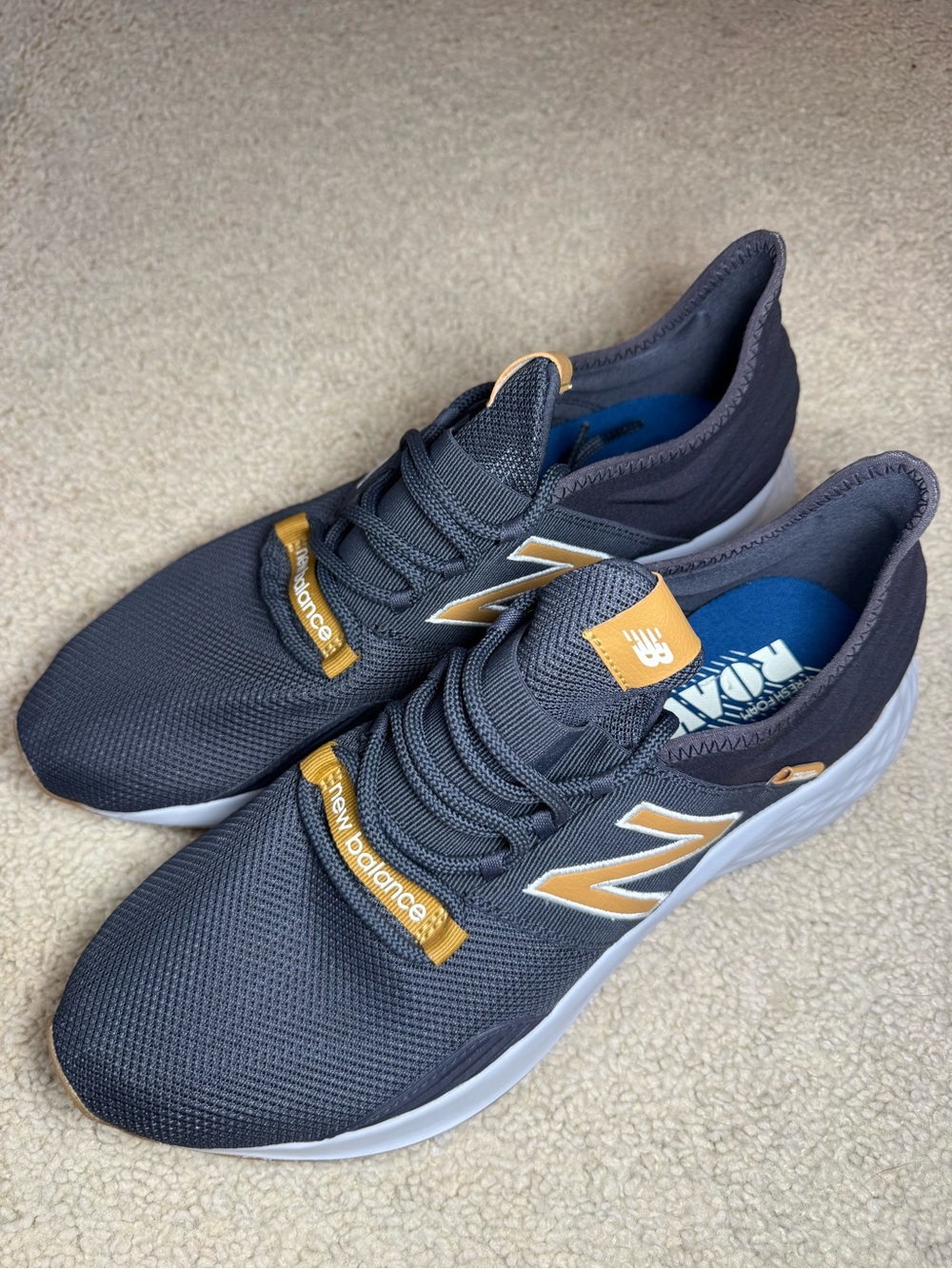 New Balance Men's Fresh Foam Roav Running Shoe Size 13
